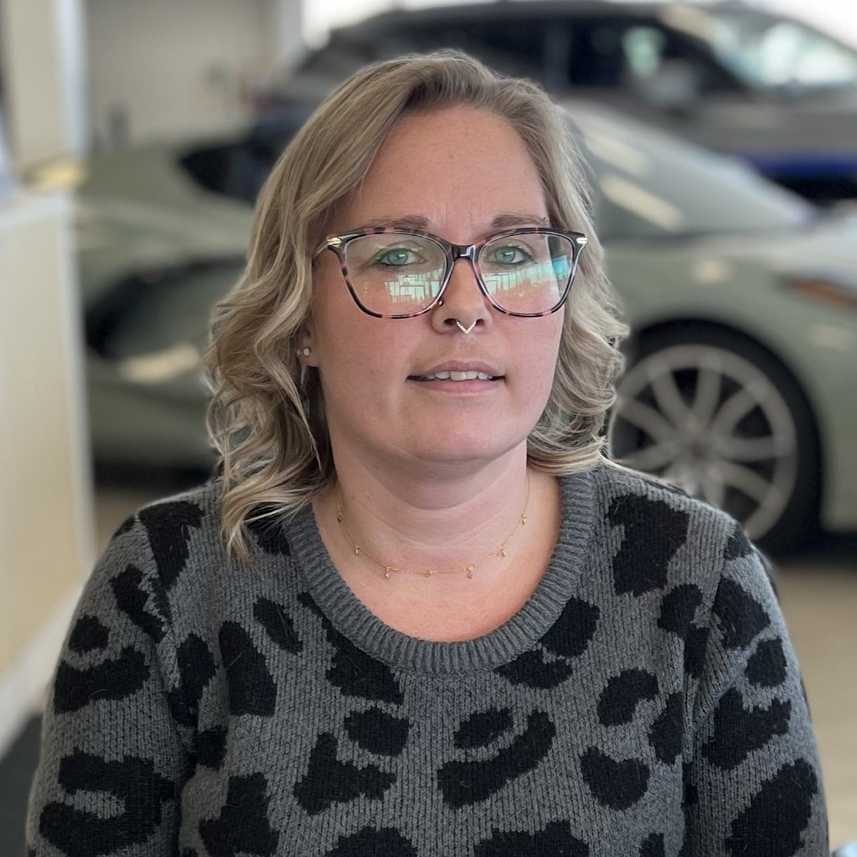 SASHA CHISLETT Sales Consultant